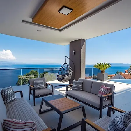 Platinium Villa